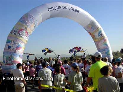 Cirque du Soleil 5k Finish Line