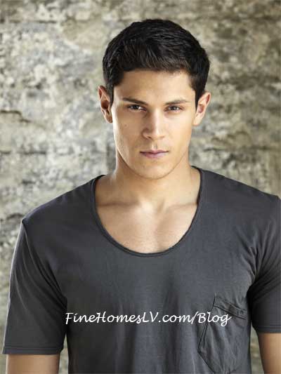 Alex Meraz