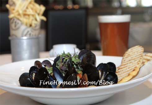 Mussels, Frites and Craft Beer at Morels Steakhouse