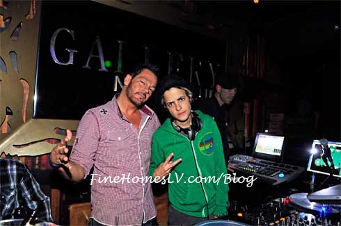 DJ Samantha Ronson and DJ R.O.B.