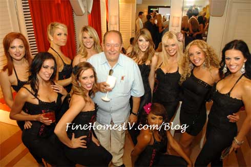 Robin Leach and Fantasy Girls