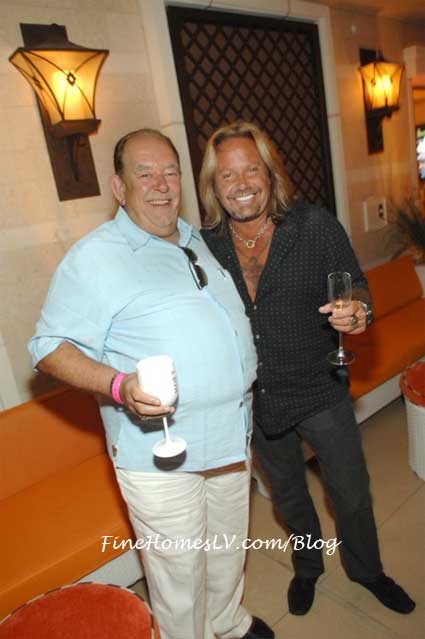 Robin Leach and Vince Neil