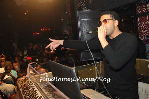 DRAKE In The DJ Booth
