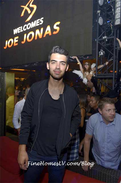 Joe Jonas Celebrates 25th Birthday