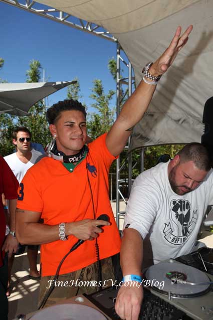 DJ Pauly D Spin at Palms