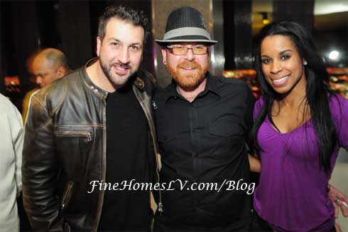 Joey Fatone, Friend and Chandella Powell Joey Fatone, Friend and Chandella Powell