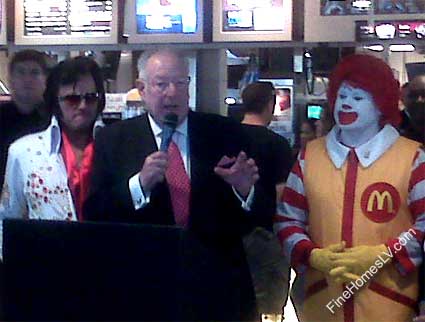 Viva McDonalds Ceremony